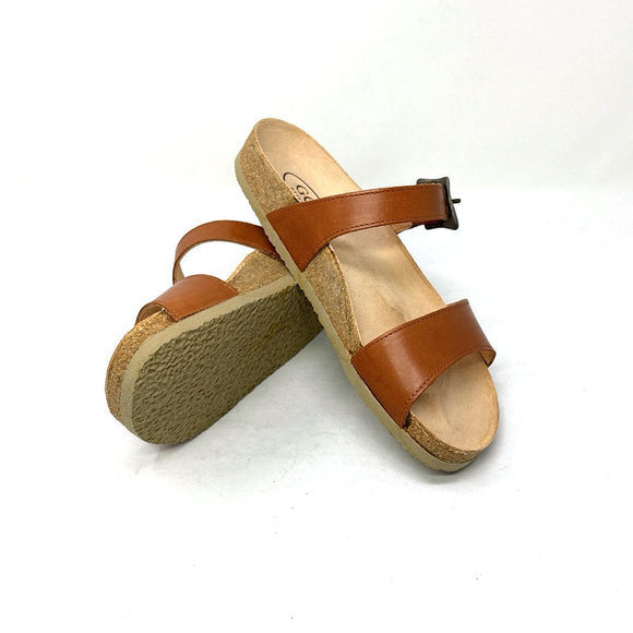 Cora‎ - Picture 2 of 2